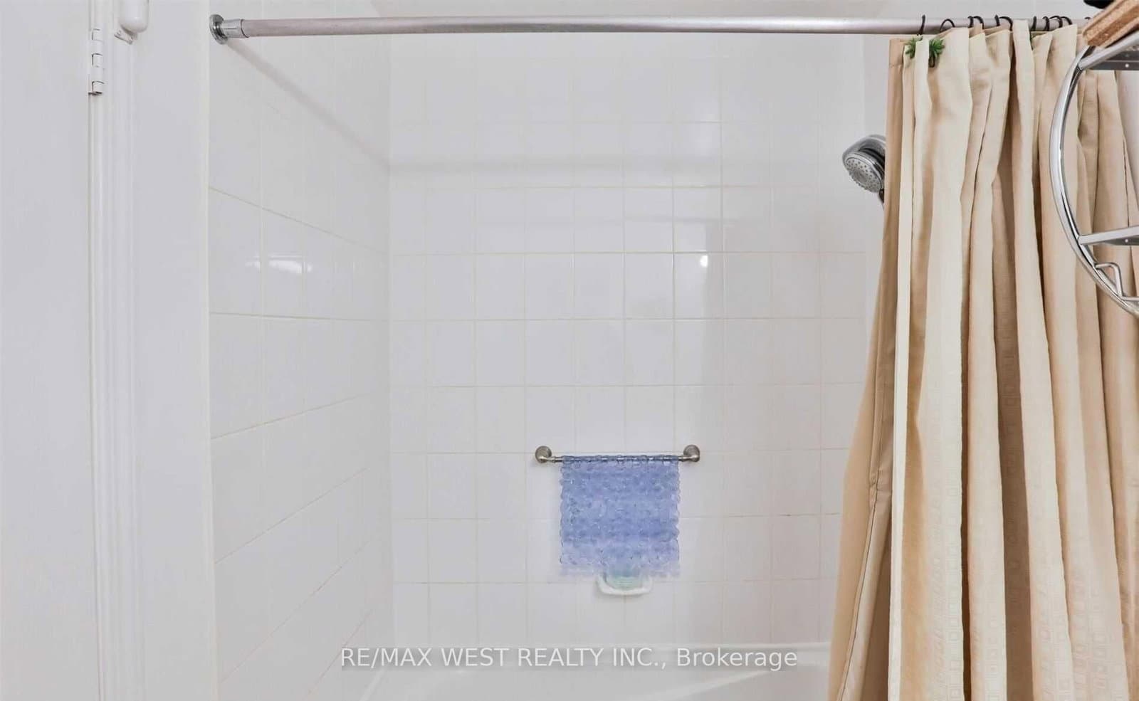 330 Princess Royal Drive, Unit GV-108 thumbnail 18