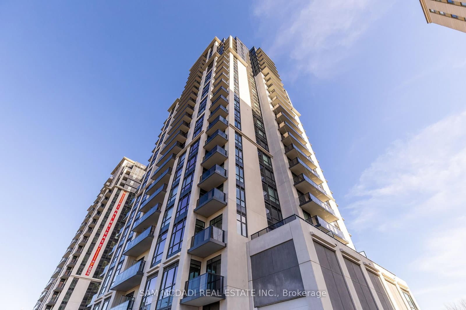 202 Burnhamthorpe Road E, Unit 2003 thumbnail 3