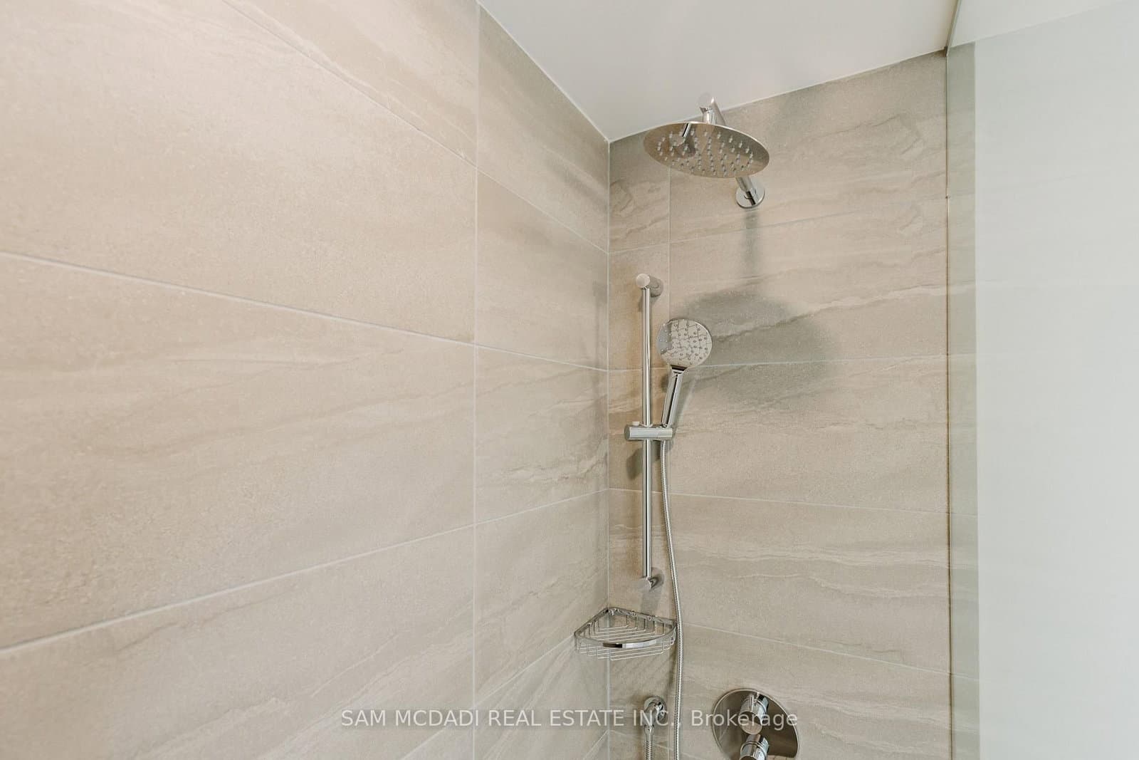 202 Burnhamthorpe Road E, Unit 2003 thumbnail 6