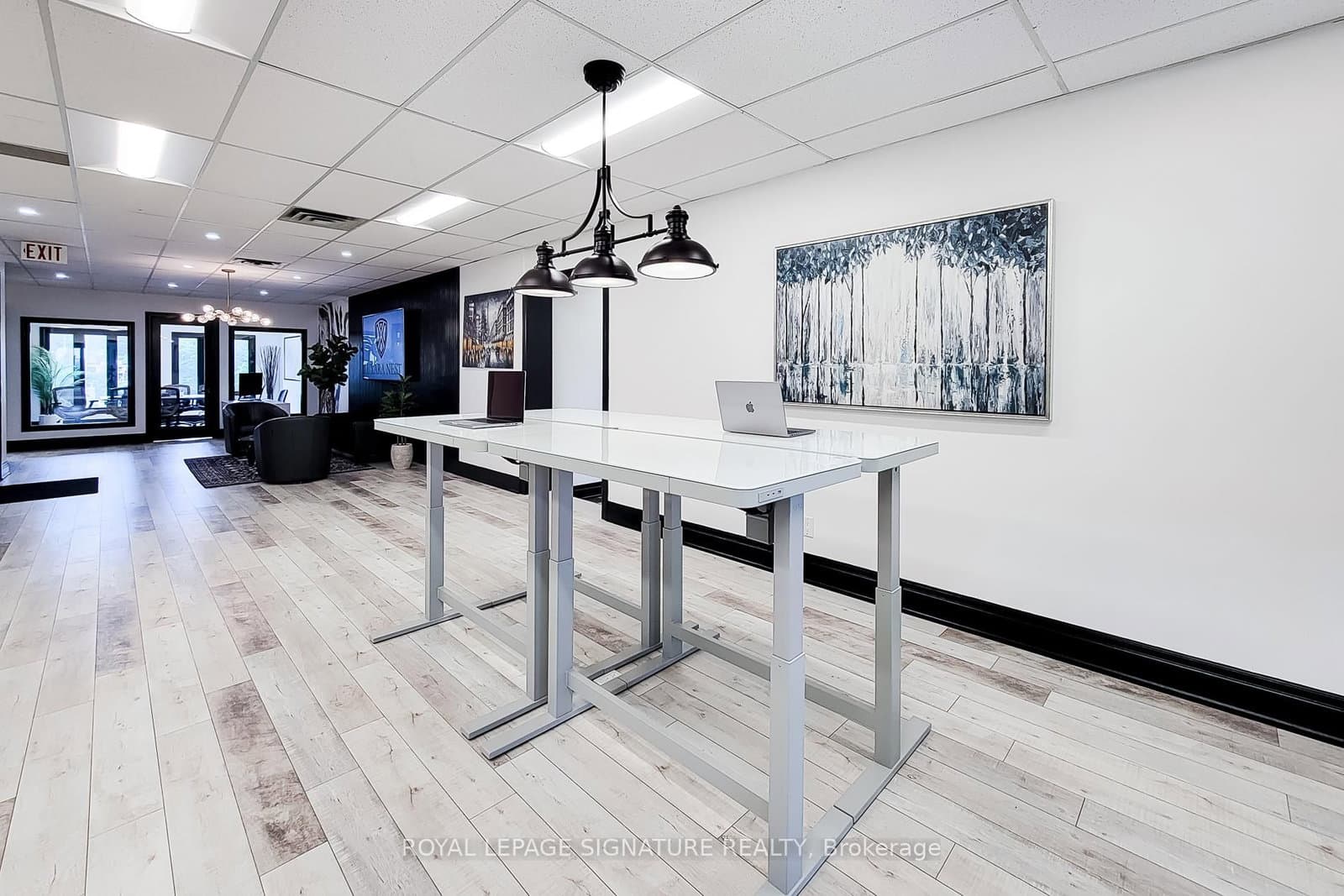 416 North Service Road E, Unit 300 thumbnail 7