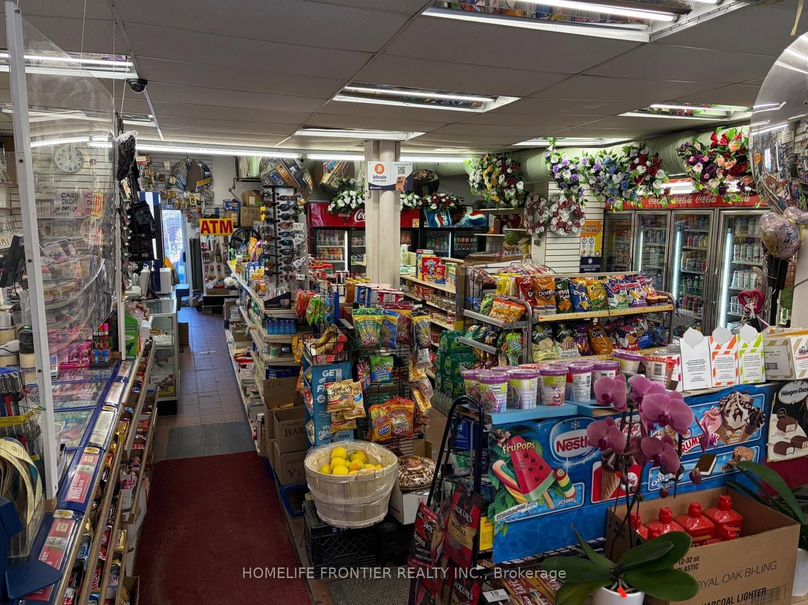 237 Park Lawn Road thumbnail 2