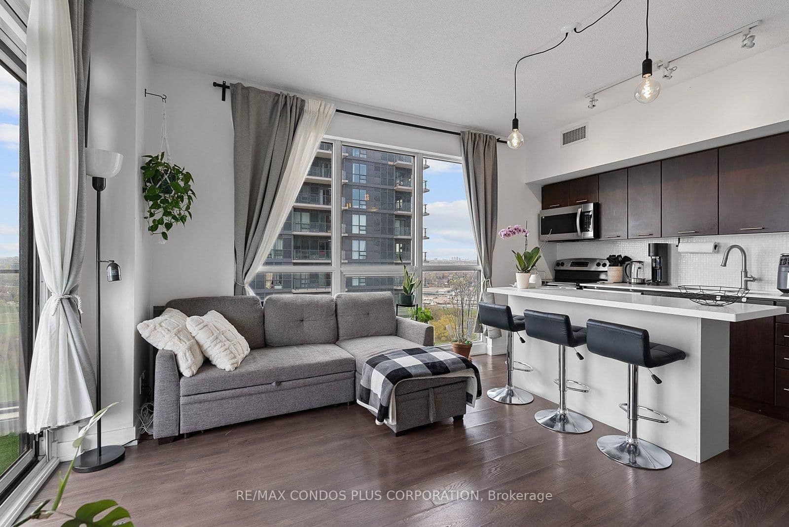 2212 Lakeshore Boulevard W, Unit 3206 thumbnail 10