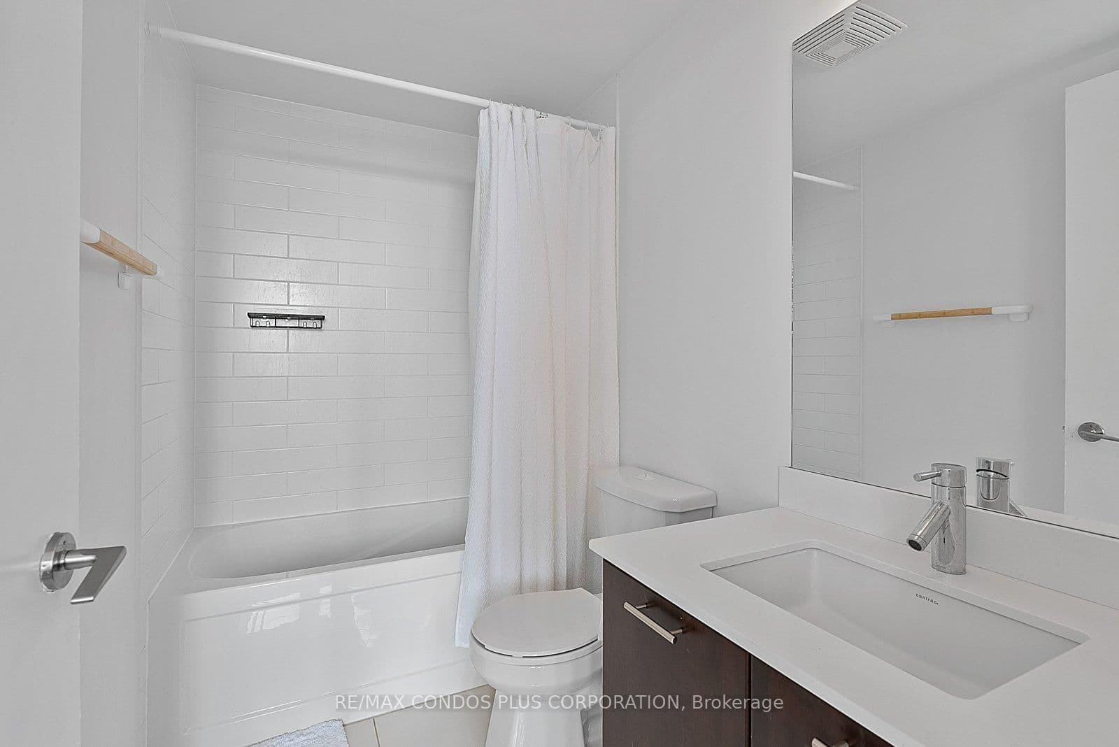 2212 Lakeshore Boulevard W, Unit 3206 thumbnail 12