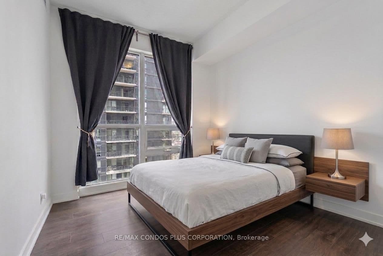 2212 Lakeshore Boulevard W, Unit 3206 thumbnail 14
