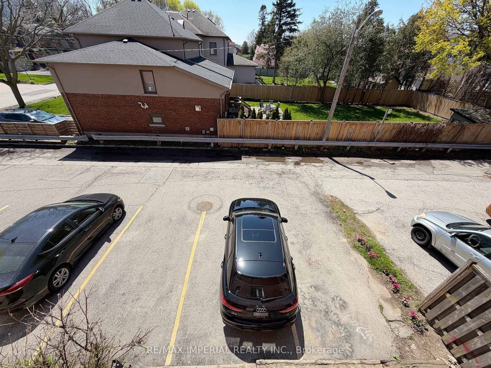 623-623A The Queensway thumbnail 11