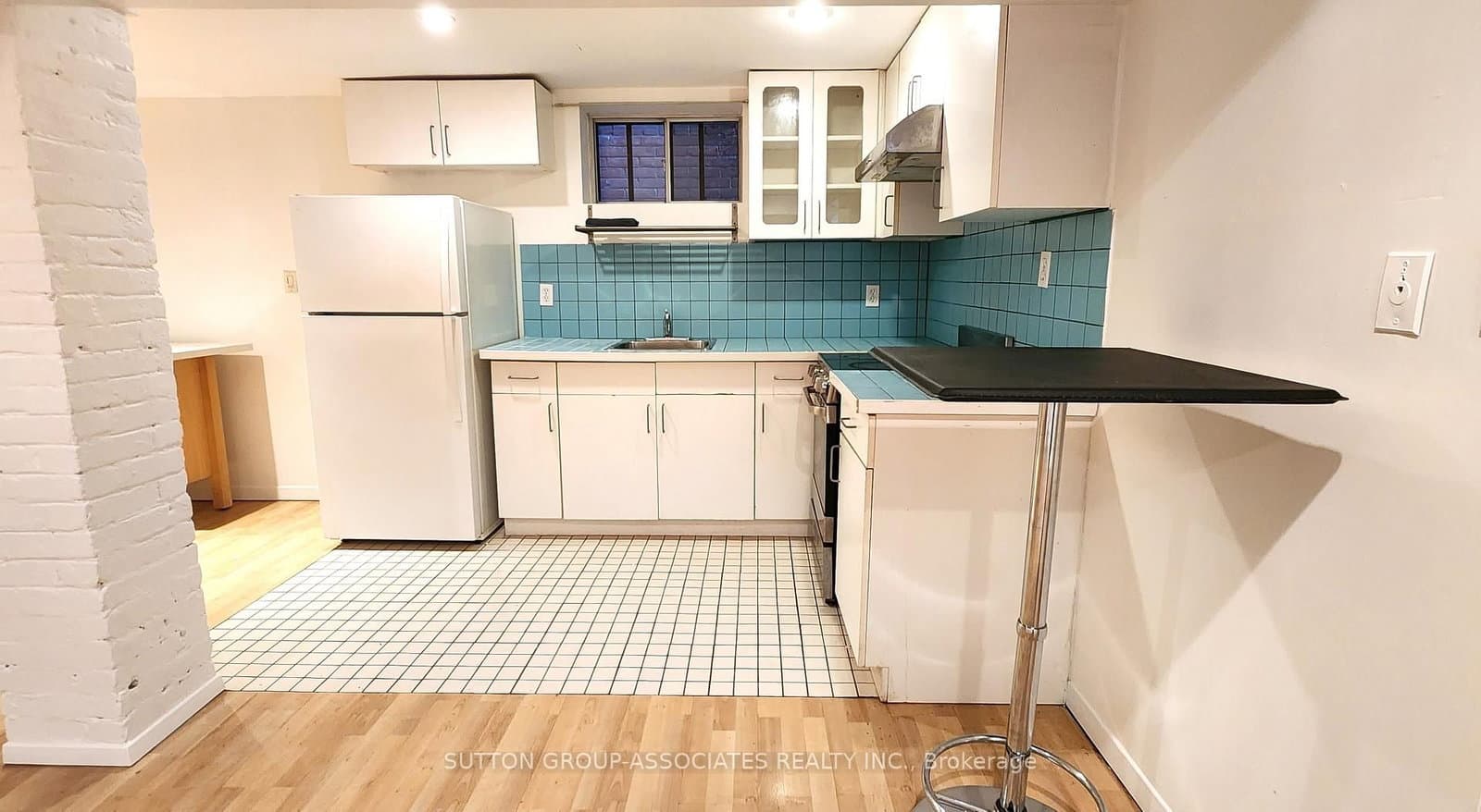 360 Sorauren Avenue, Unit BSMT thumbnail 11