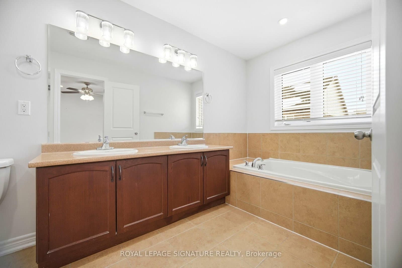 44 Rangemore Road thumbnail 17