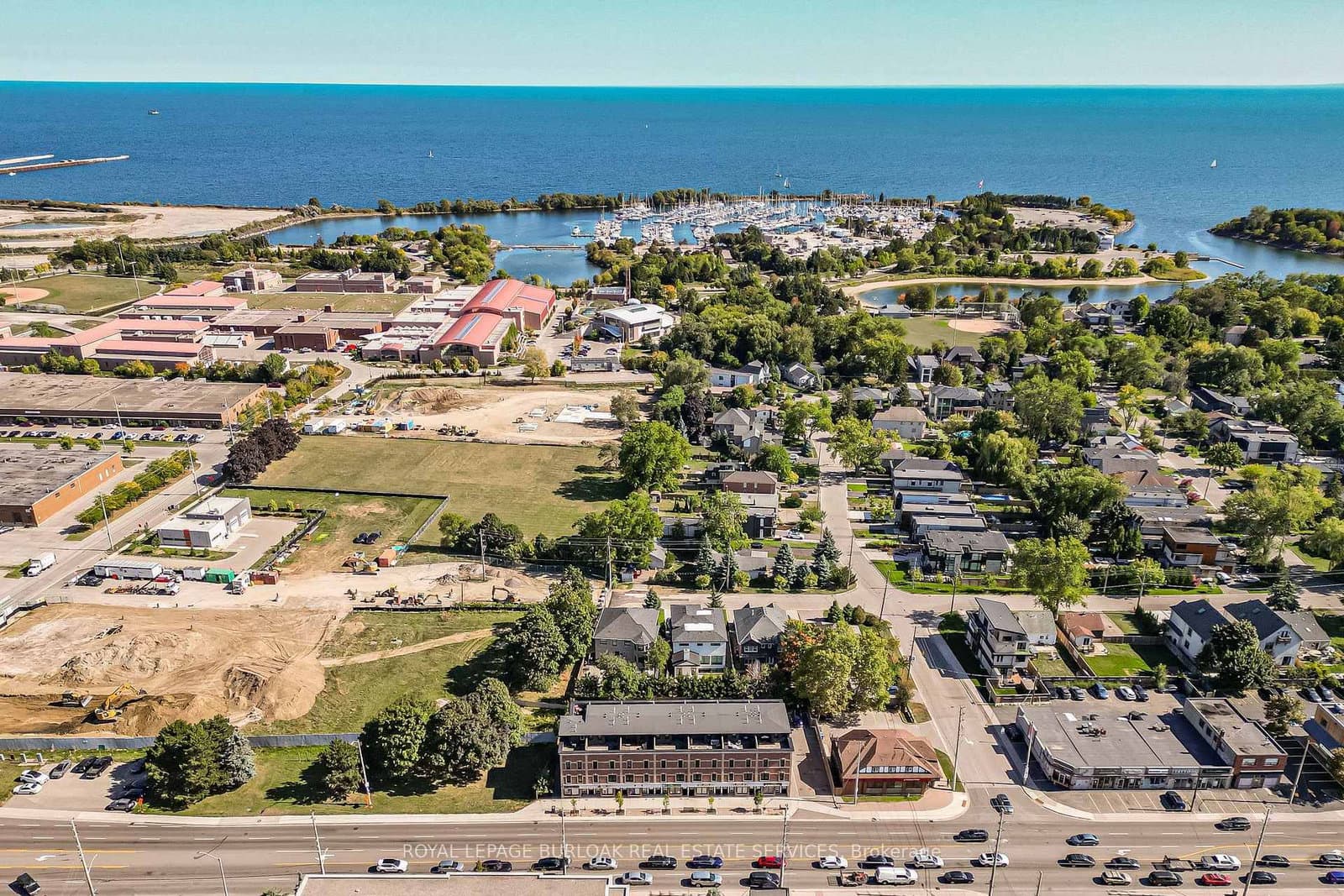 760 Lakeshore Road E, Unit 213 thumbnail 11