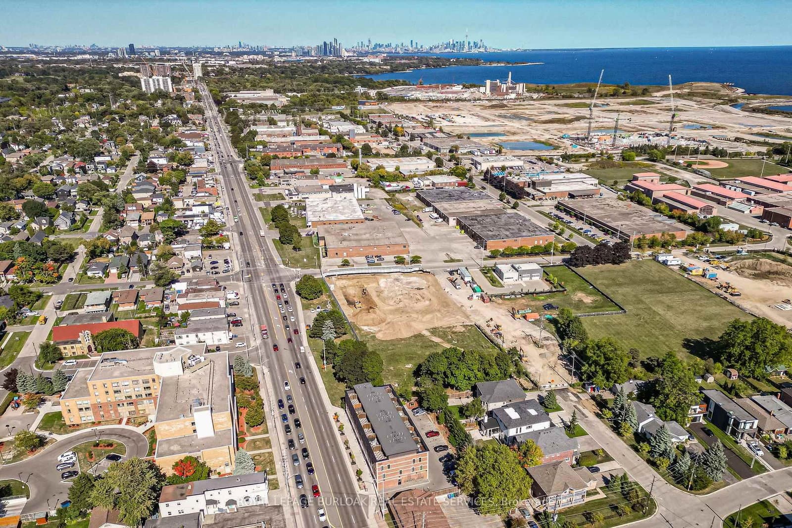 760 Lakeshore Road E, Unit 213 thumbnail 13