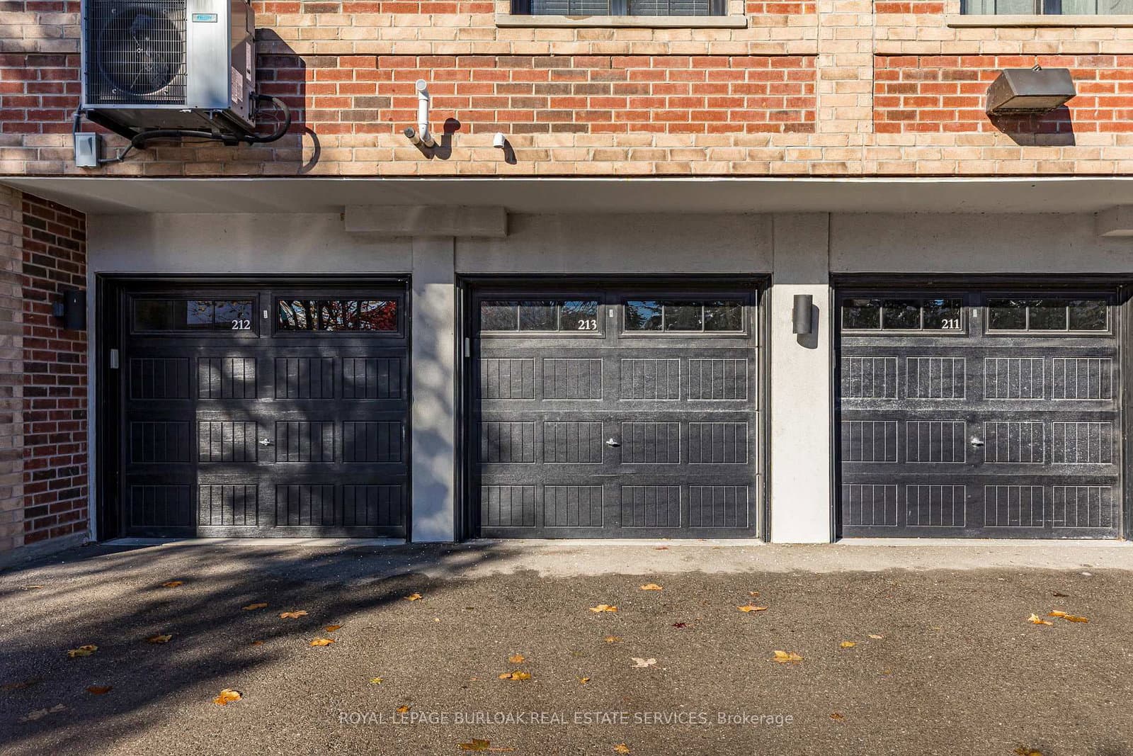 760 Lakeshore Road E, Unit 213 thumbnail 19