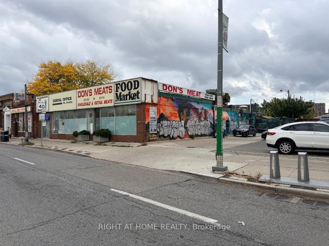 1745,1747 & 175 St. Clair Avenue W thumbnail 2