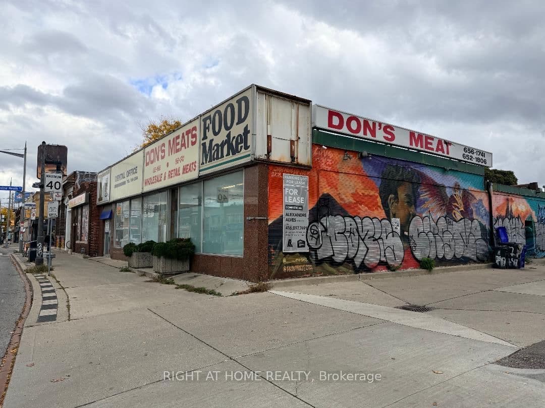 1745,1747 & 175 St. Clair Avenue W thumbnail 7