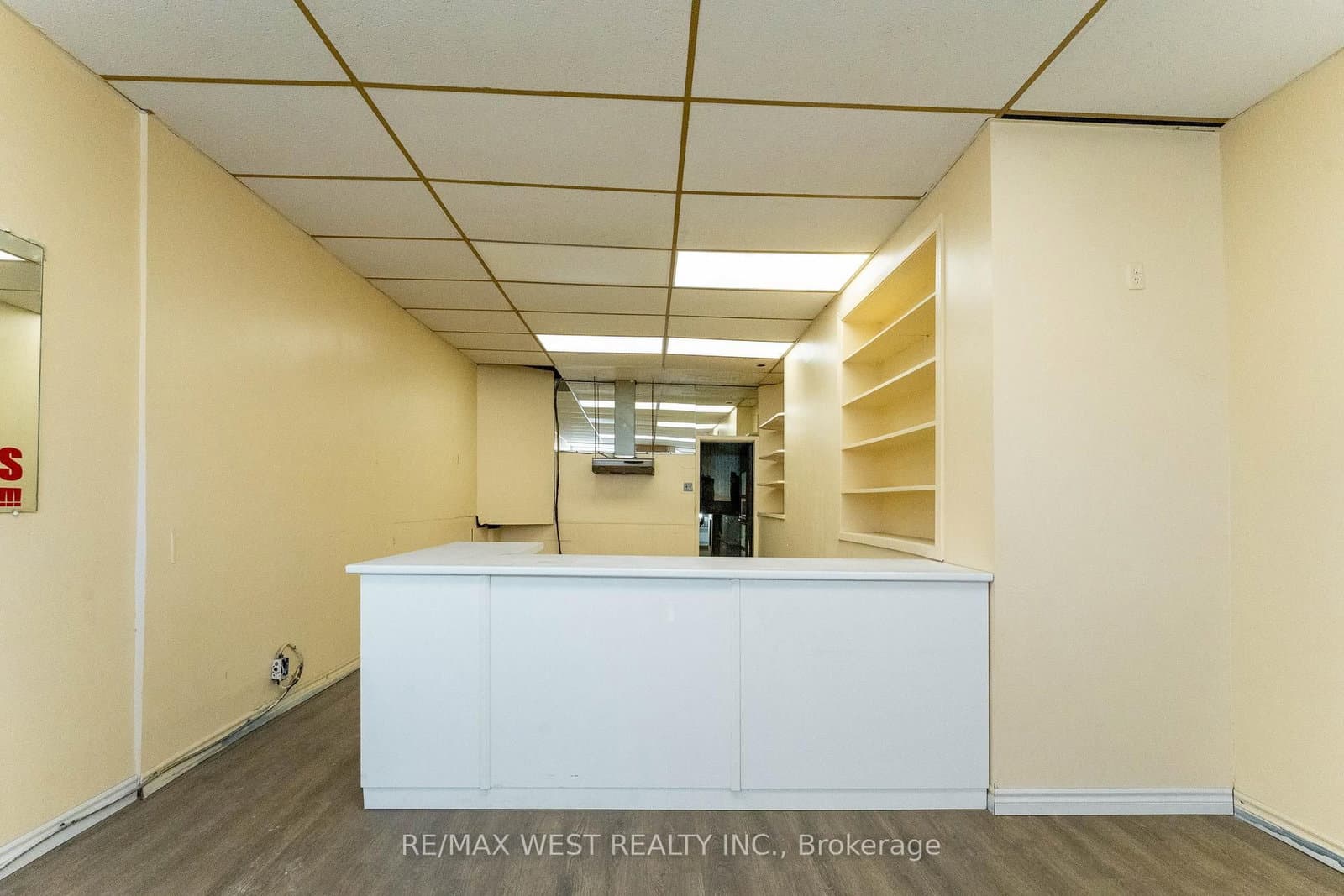 1311 King Street W thumbnail 16
