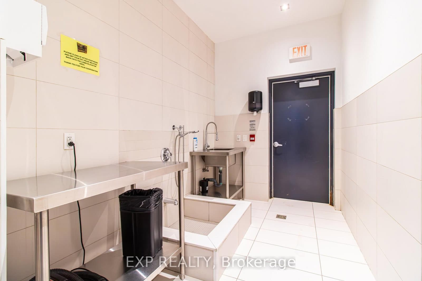 33 Shore Breeze Drive, Unit LPH3802 thumbnail 14