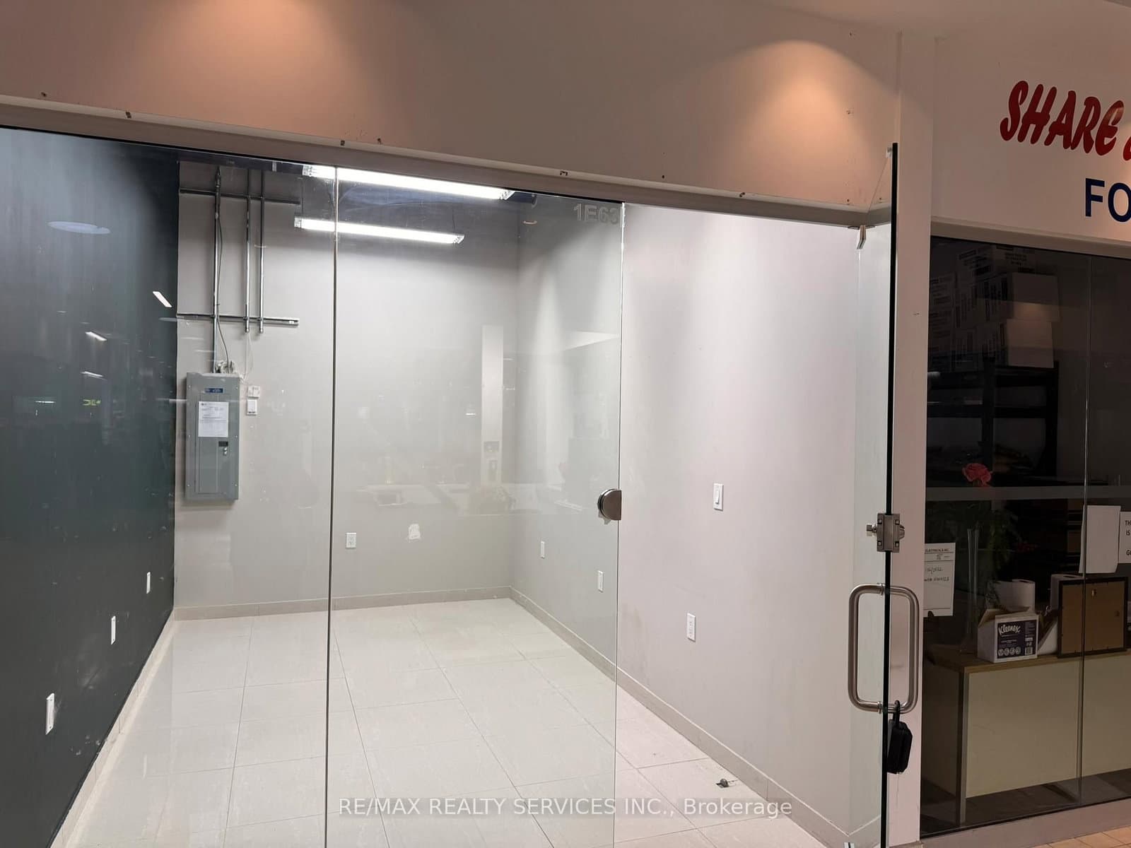 7215 Goreway Drive, Unit 187 (1E63) thumbnail 4