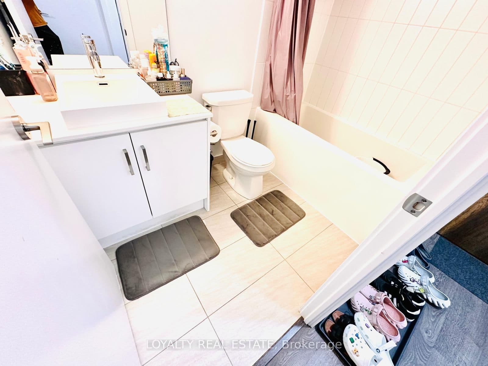 251 Manitoba Street, Unit 311 thumbnail 14
