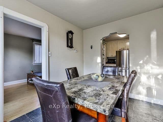 36 Second Street, Unit #02 thumbnail 5
