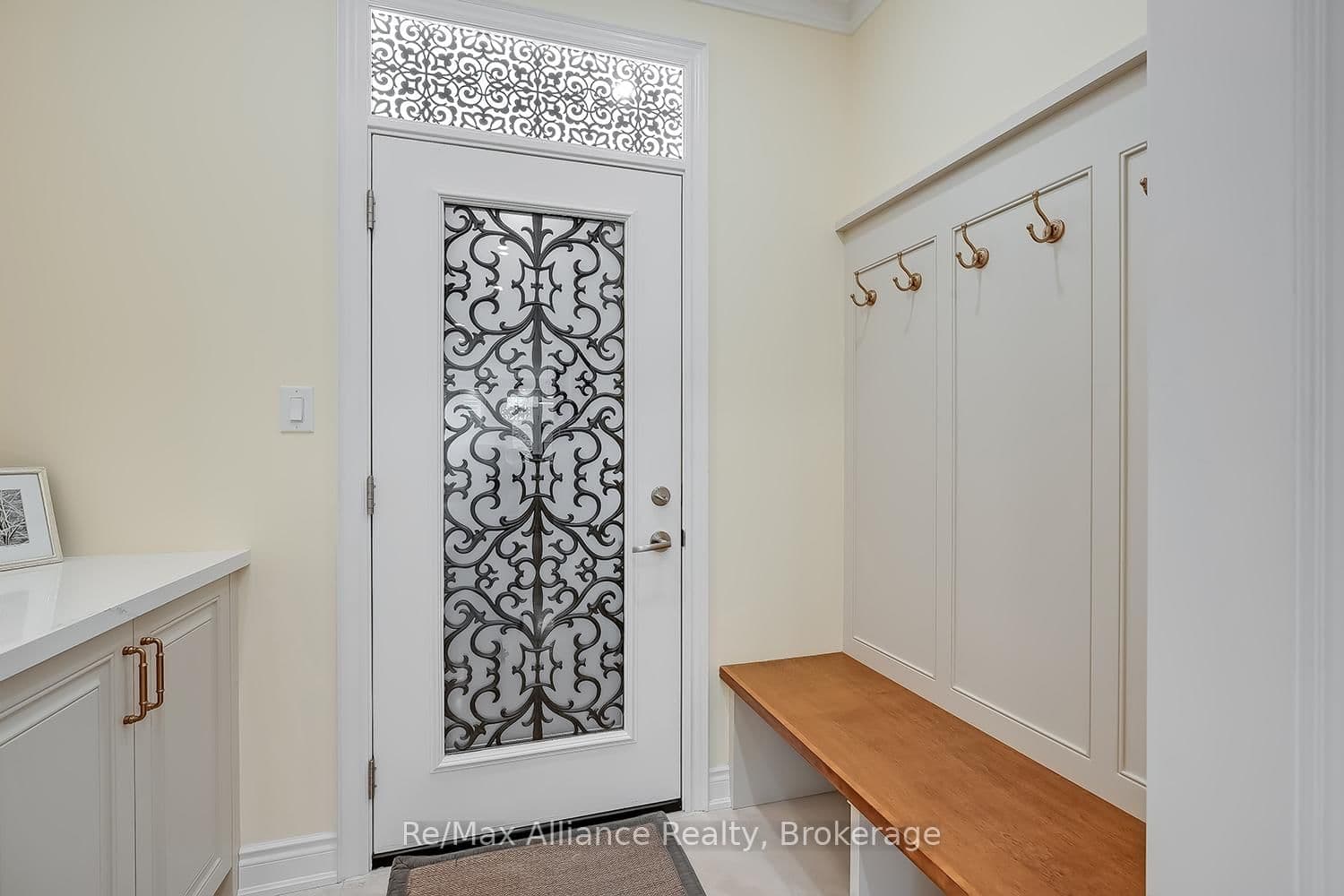 203 Burloak Drive thumbnail 19