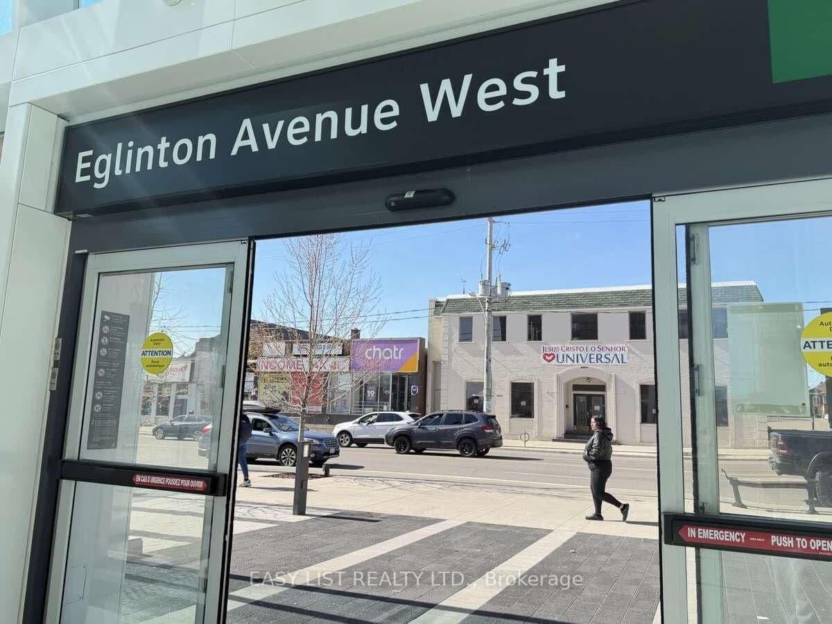 1818 Eglinton Avenue W, Unit 4 thumbnail 2