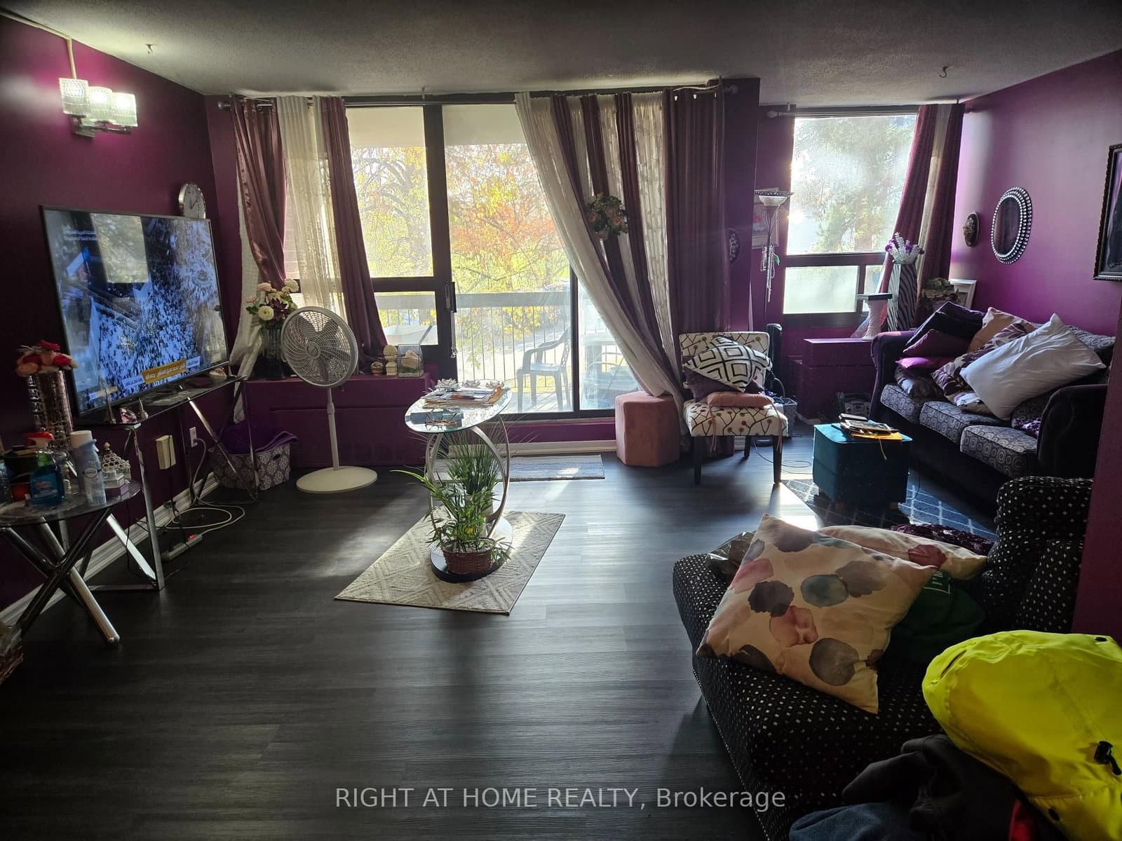 50 Mississauga Valley Boulevard, Unit 114 thumbnail 6