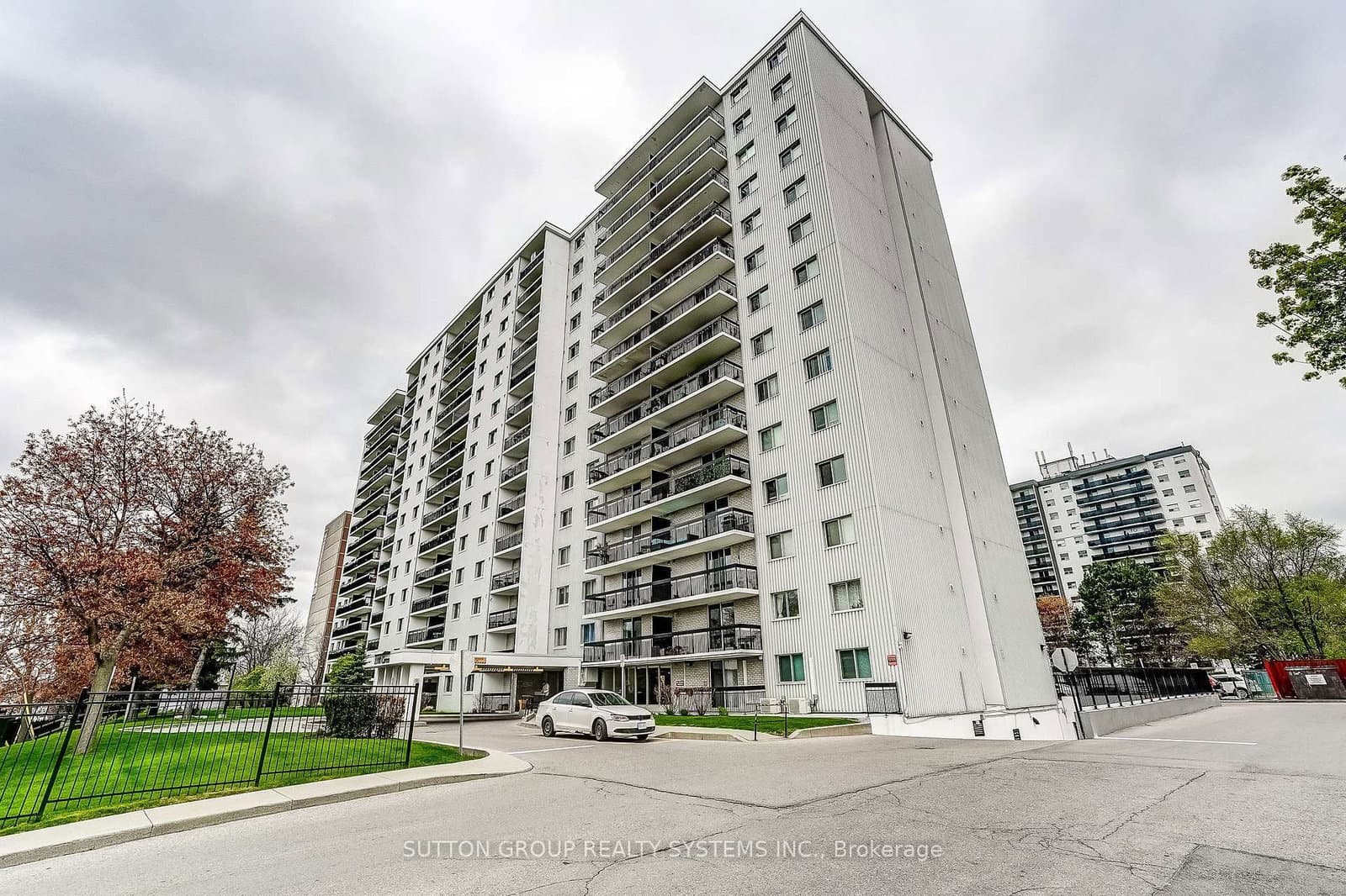1100 Caven Street, Unit 1211 thumbnail 2