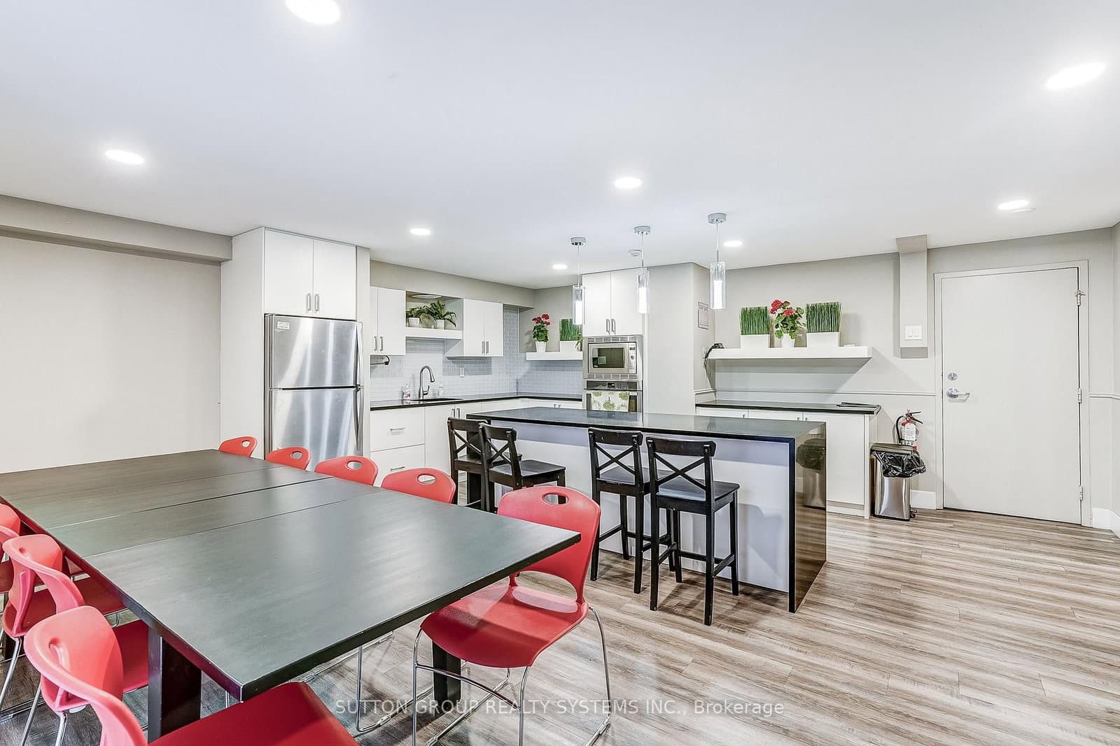 1100 Caven Street, Unit 1211 thumbnail 33