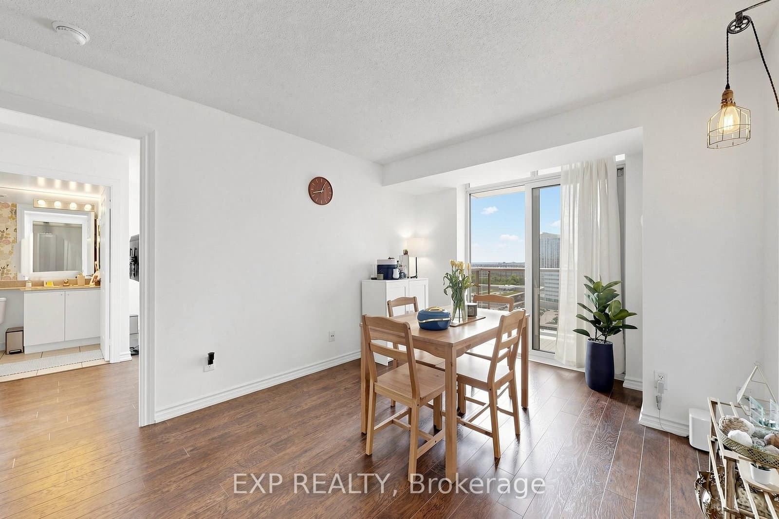 5233 Dundas Street W, Unit #1428 thumbnail 17
