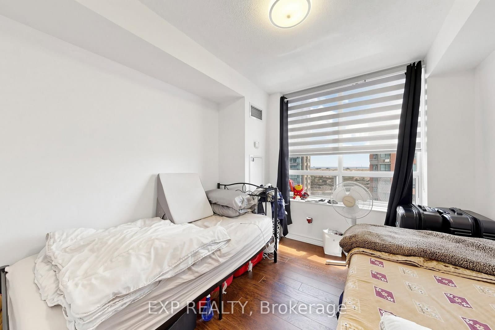 5233 Dundas Street W, Unit #1428 thumbnail 25