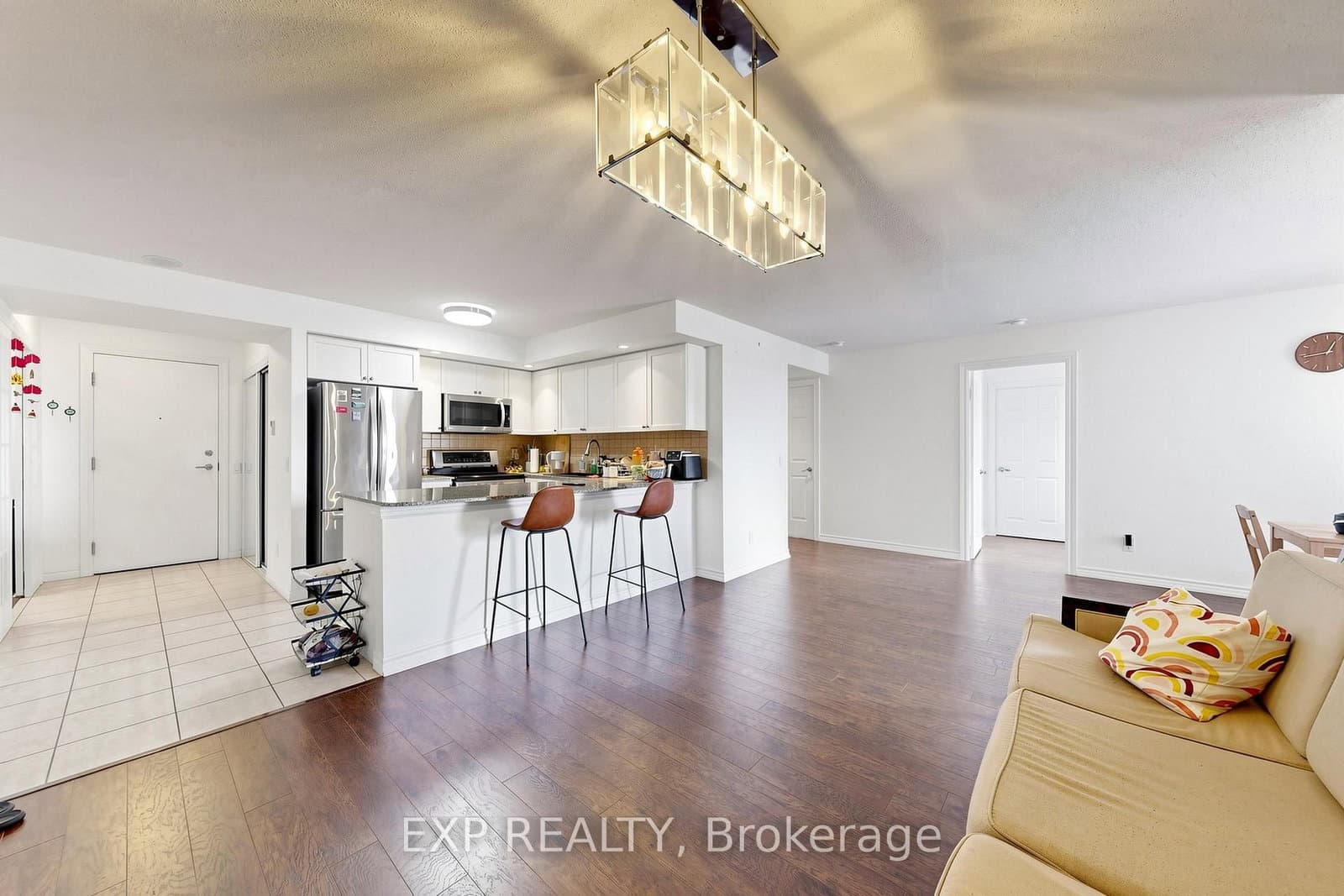 5233 Dundas Street W, Unit #1428 thumbnail 8