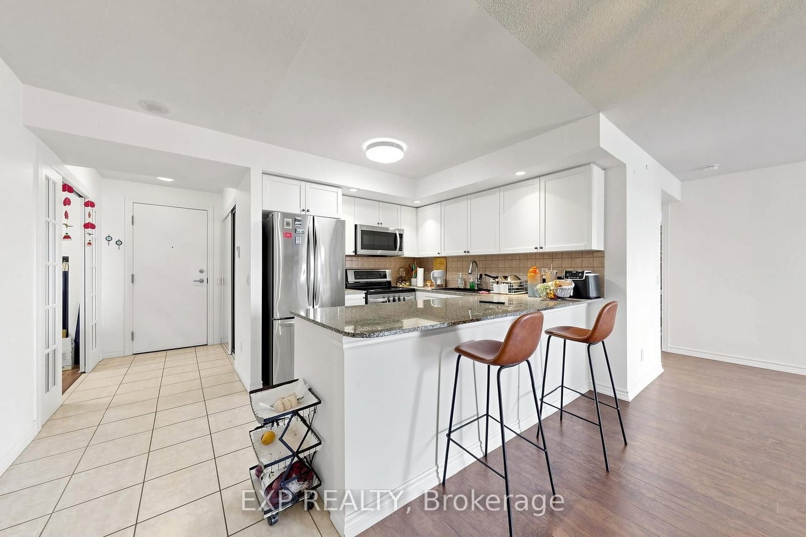 5233 Dundas Street W, Unit #1428 thumbnail 9