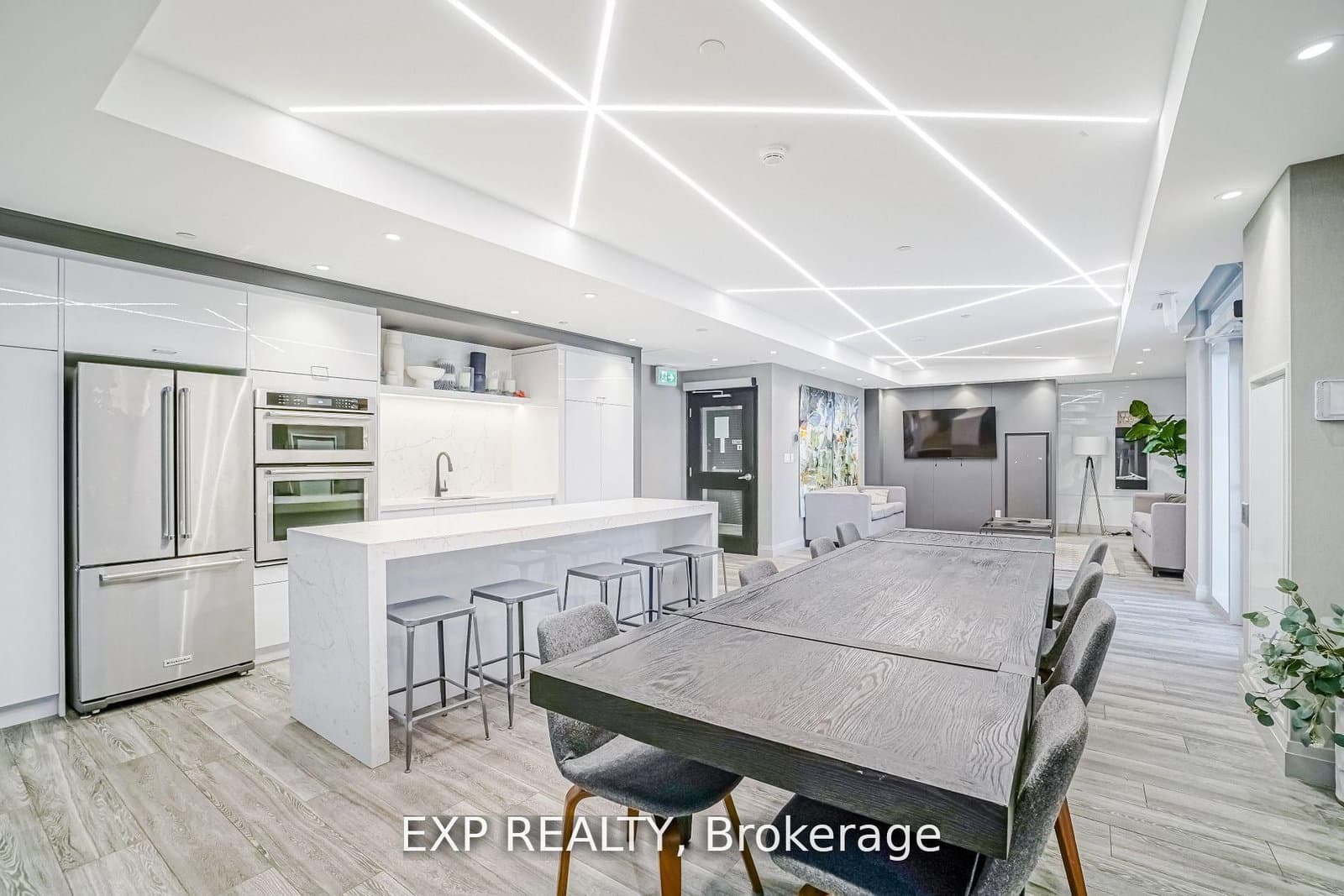 200 Lagerfled Drive, Unit 217 thumbnail 5