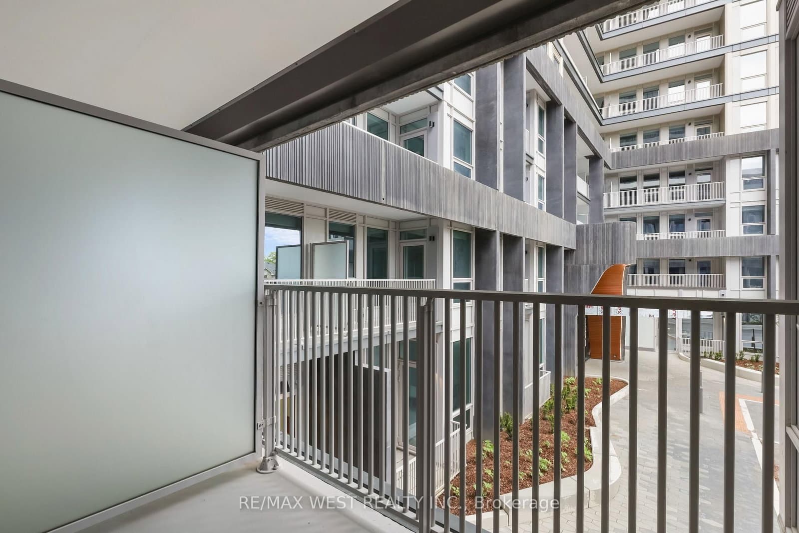 3240 William Coltson Avenue, Unit 205 thumbnail 9