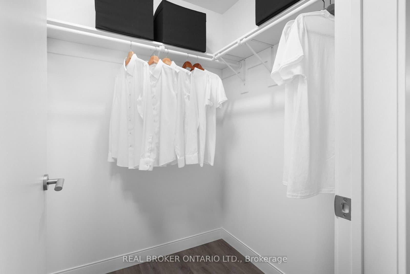 100 Manett Crescent, Unit 209 thumbnail 11