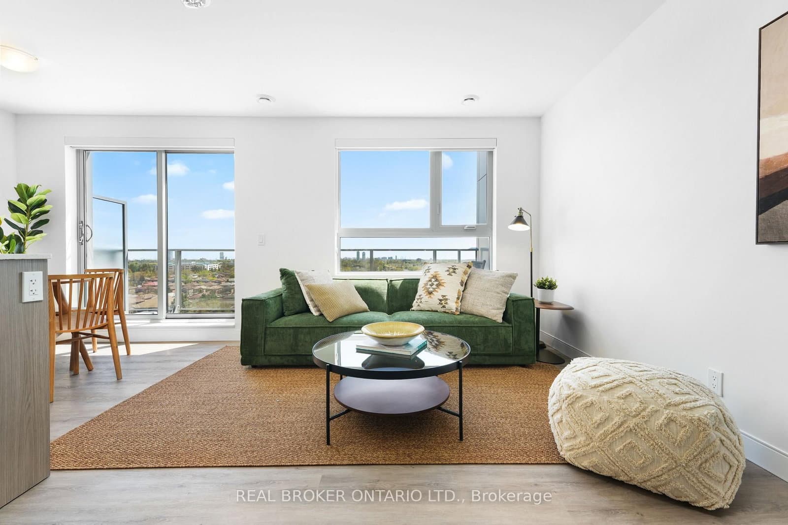 100 Manett Crescent, Unit 209 thumbnail 6