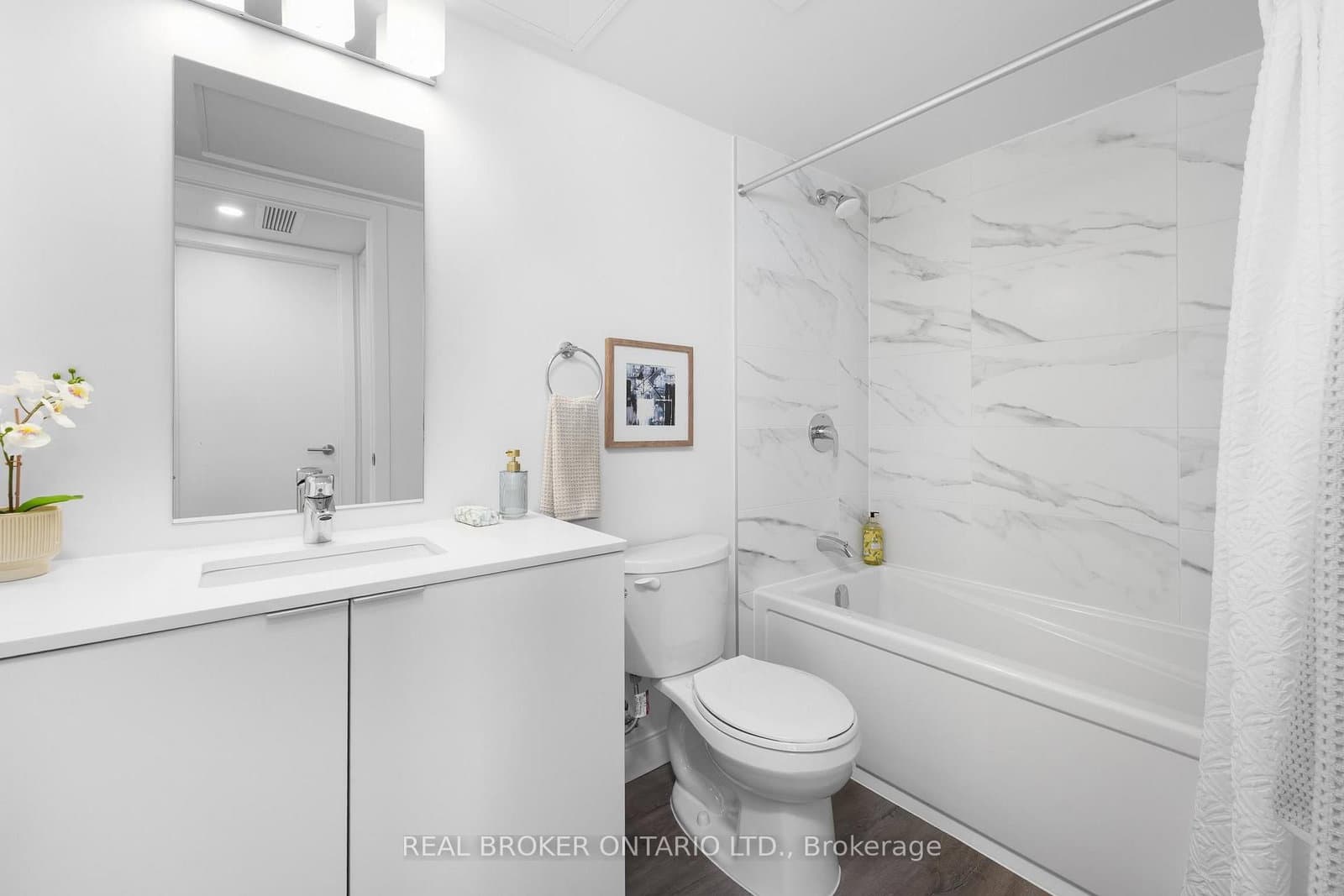 100 Manett Crescent, Unit 415 thumbnail 5