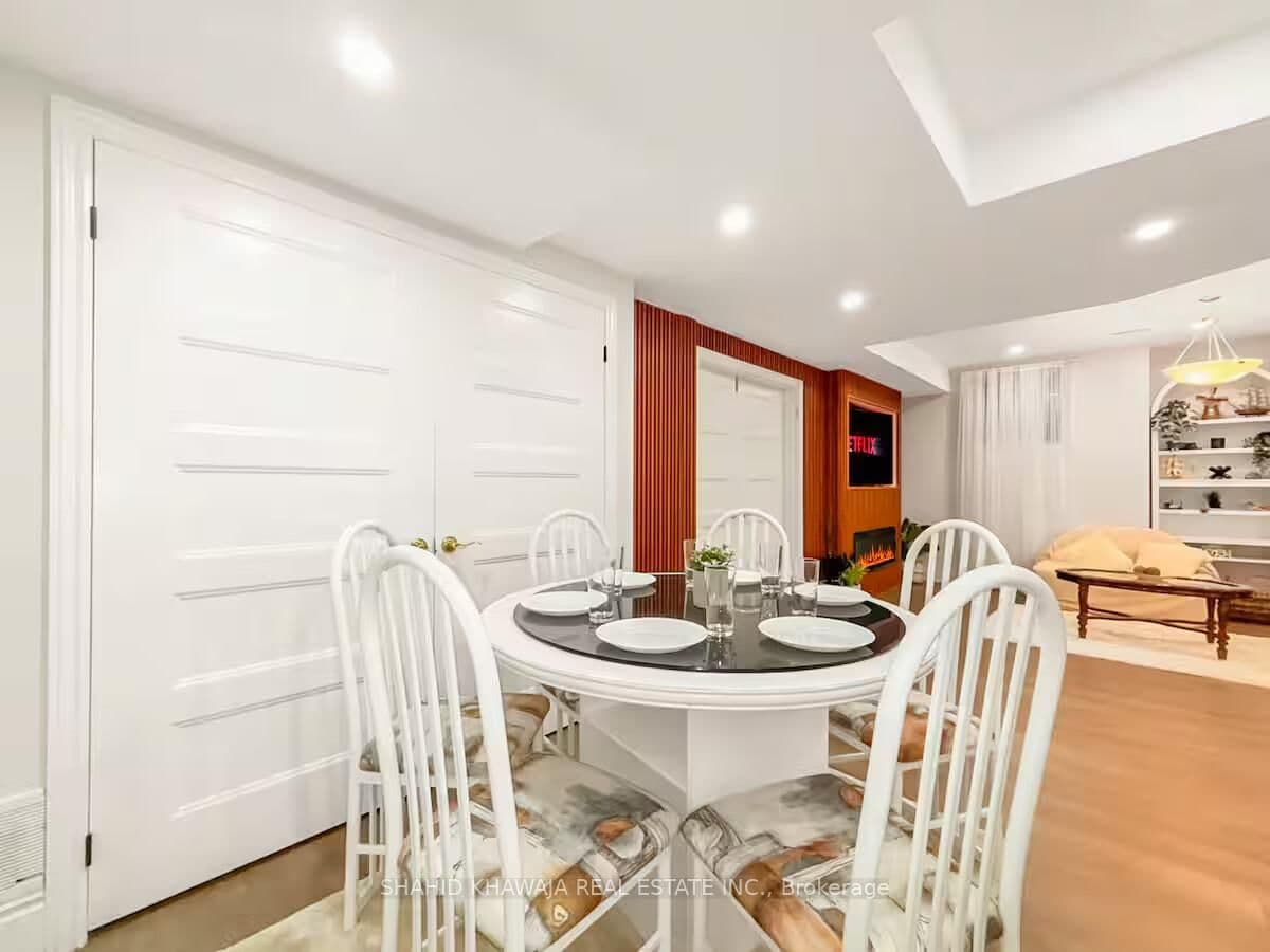1328 Aymond Crescent, Unit bsmt thumbnail 11