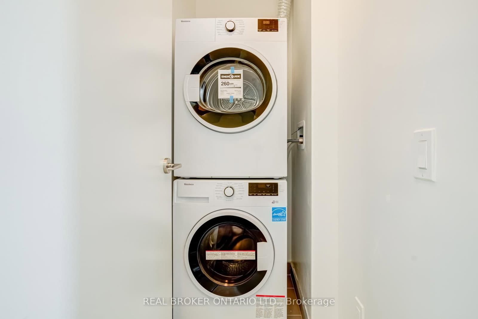 1787 St Clair Avenue W, Unit 1105 thumbnail 12
