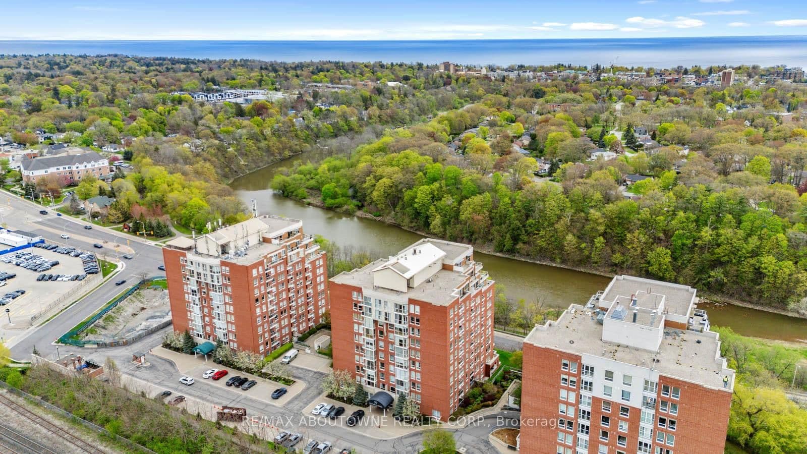 50 Old Mill Road, Unit 703 thumbnail 34