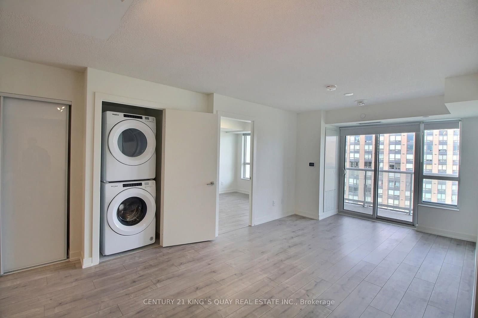 10 Wilby Crescent, Unit 907 thumbnail 8