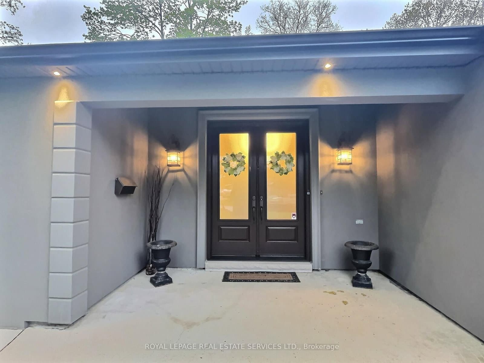 45 Greenbrook Drive thumbnail 2