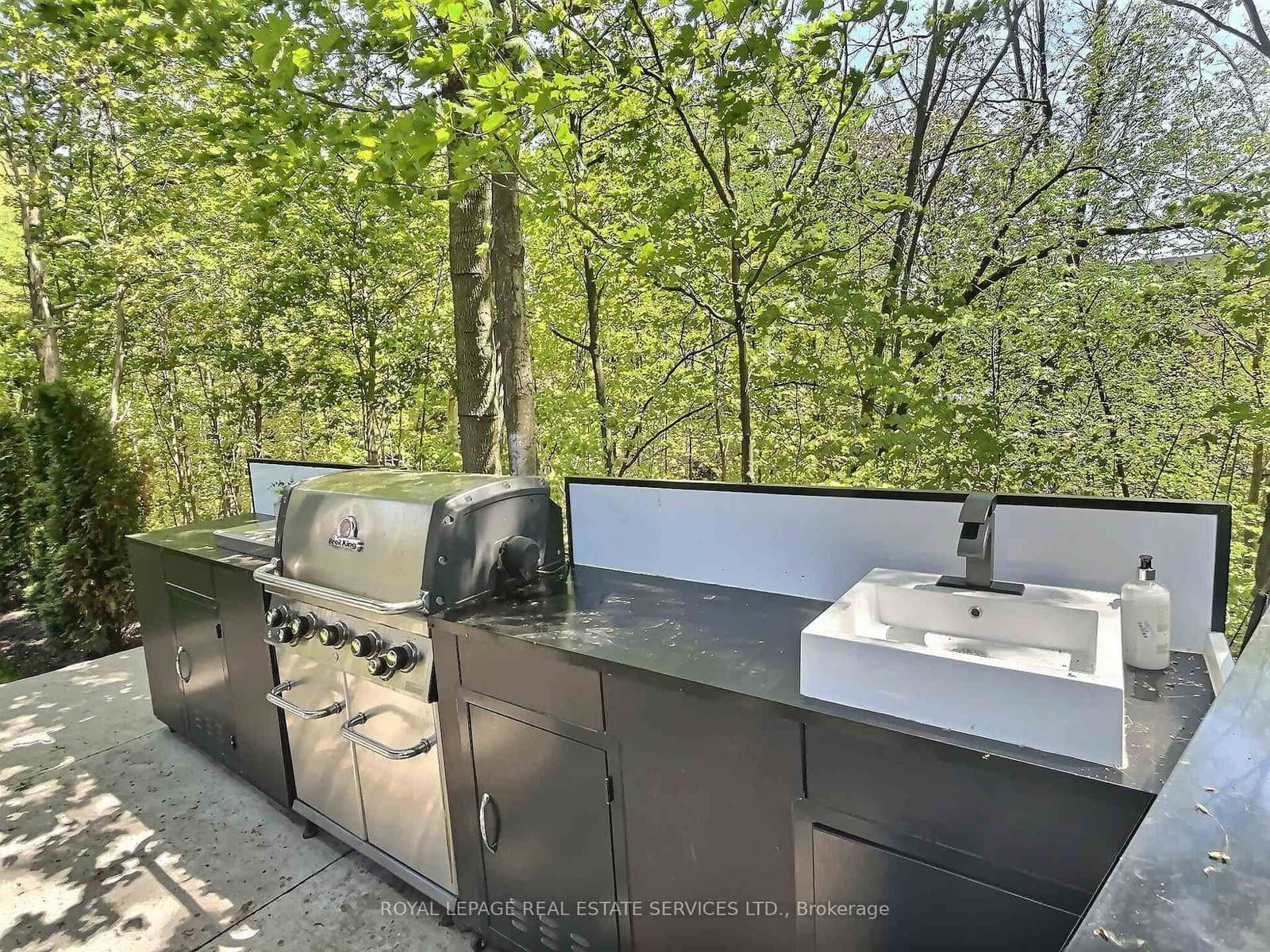 45 Greenbrook Drive thumbnail 35