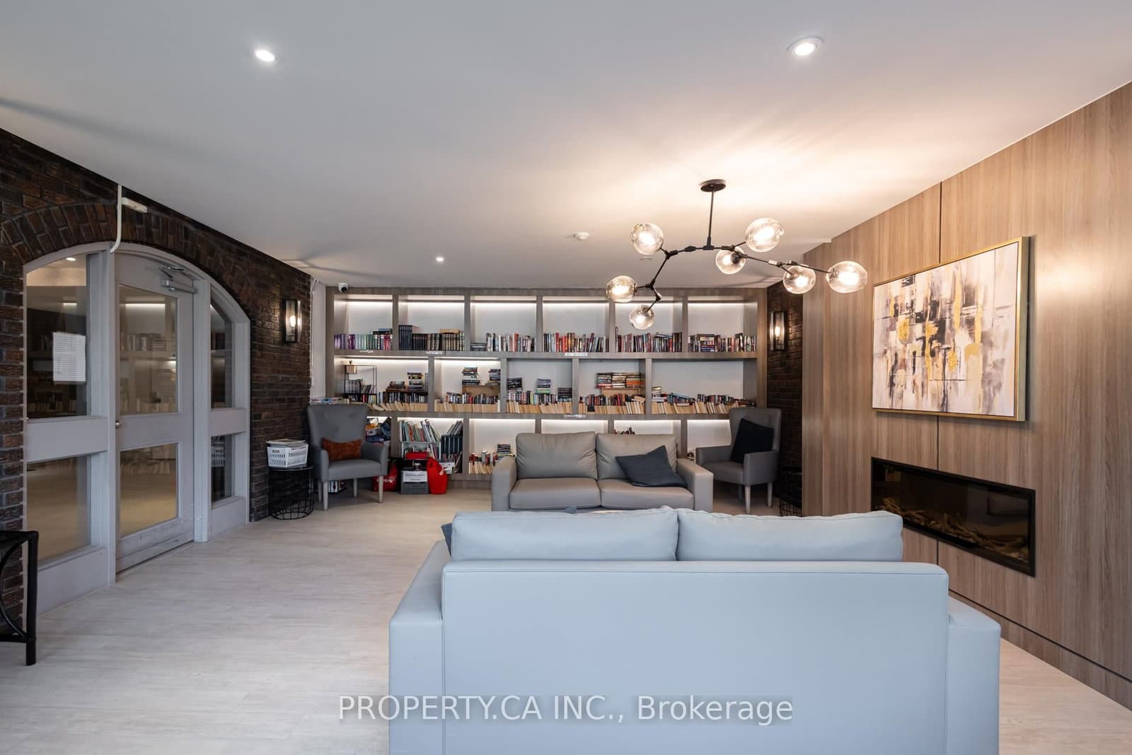 966 Inverhouse Drive, Unit 109 thumbnail 31