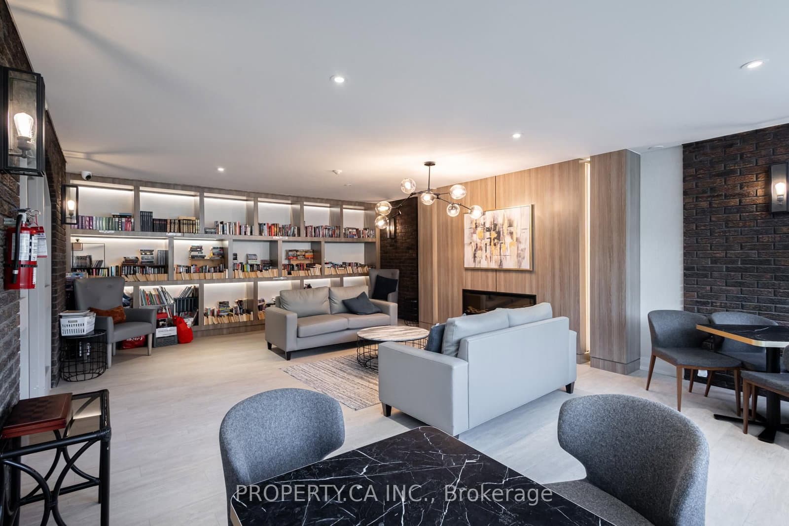 966 Inverhouse Drive, Unit 109 thumbnail 32