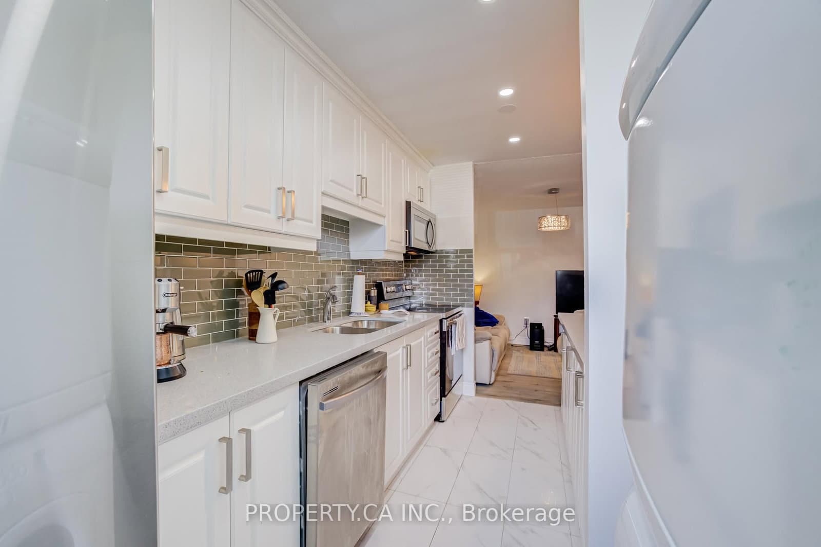 966 Inverhouse Drive, Unit 109 thumbnail 7