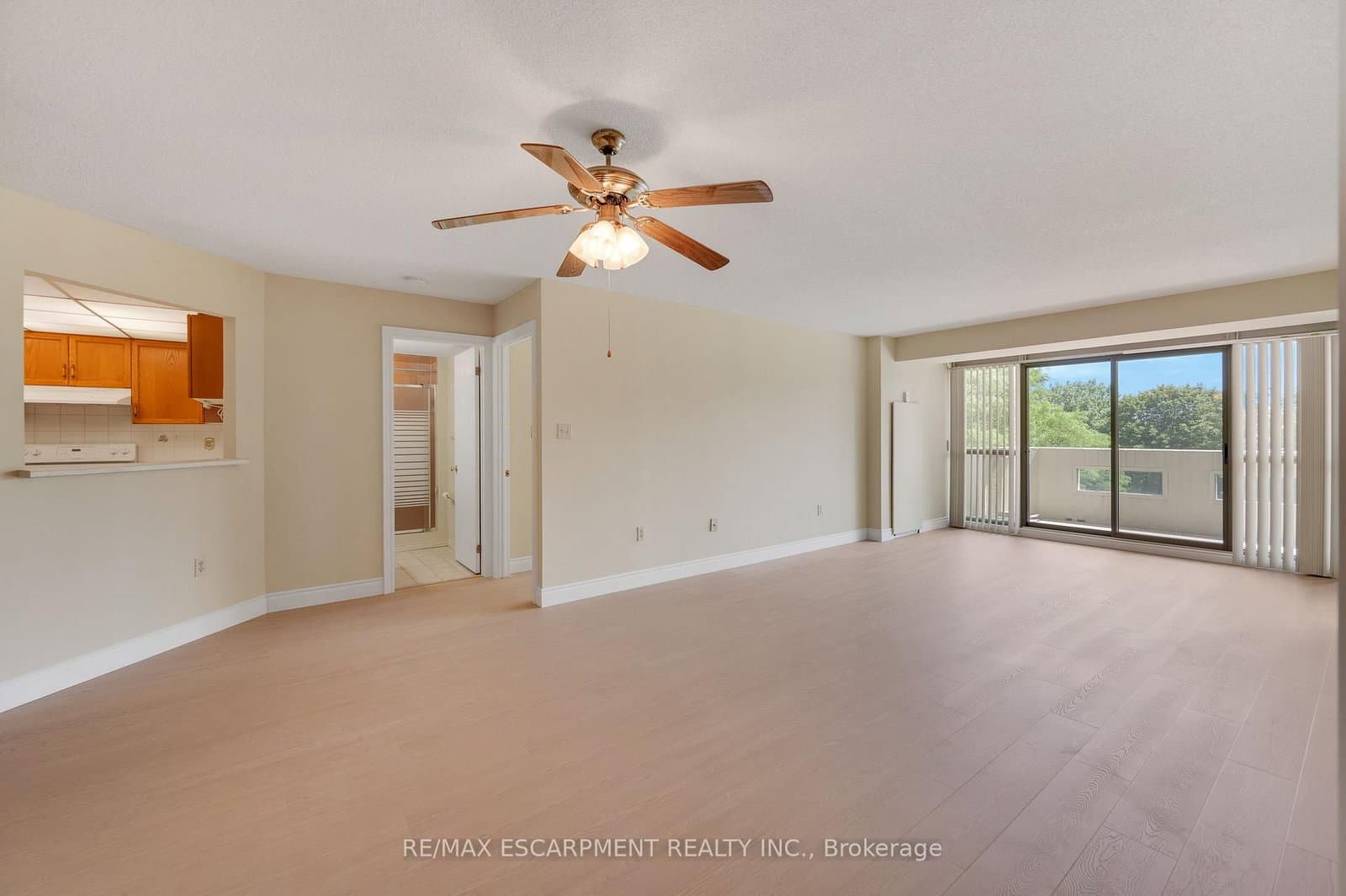 5070 Pinedale Avenue, Unit 302 thumbnail 7