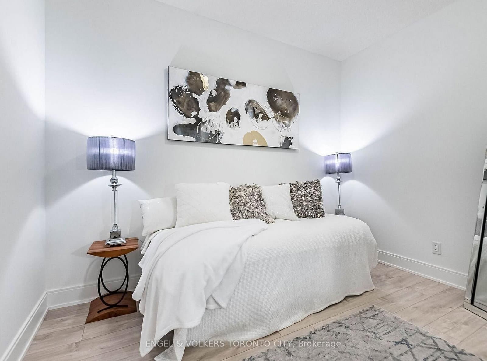 70 Annie Craig Drive, Unit TH104 thumbnail 19