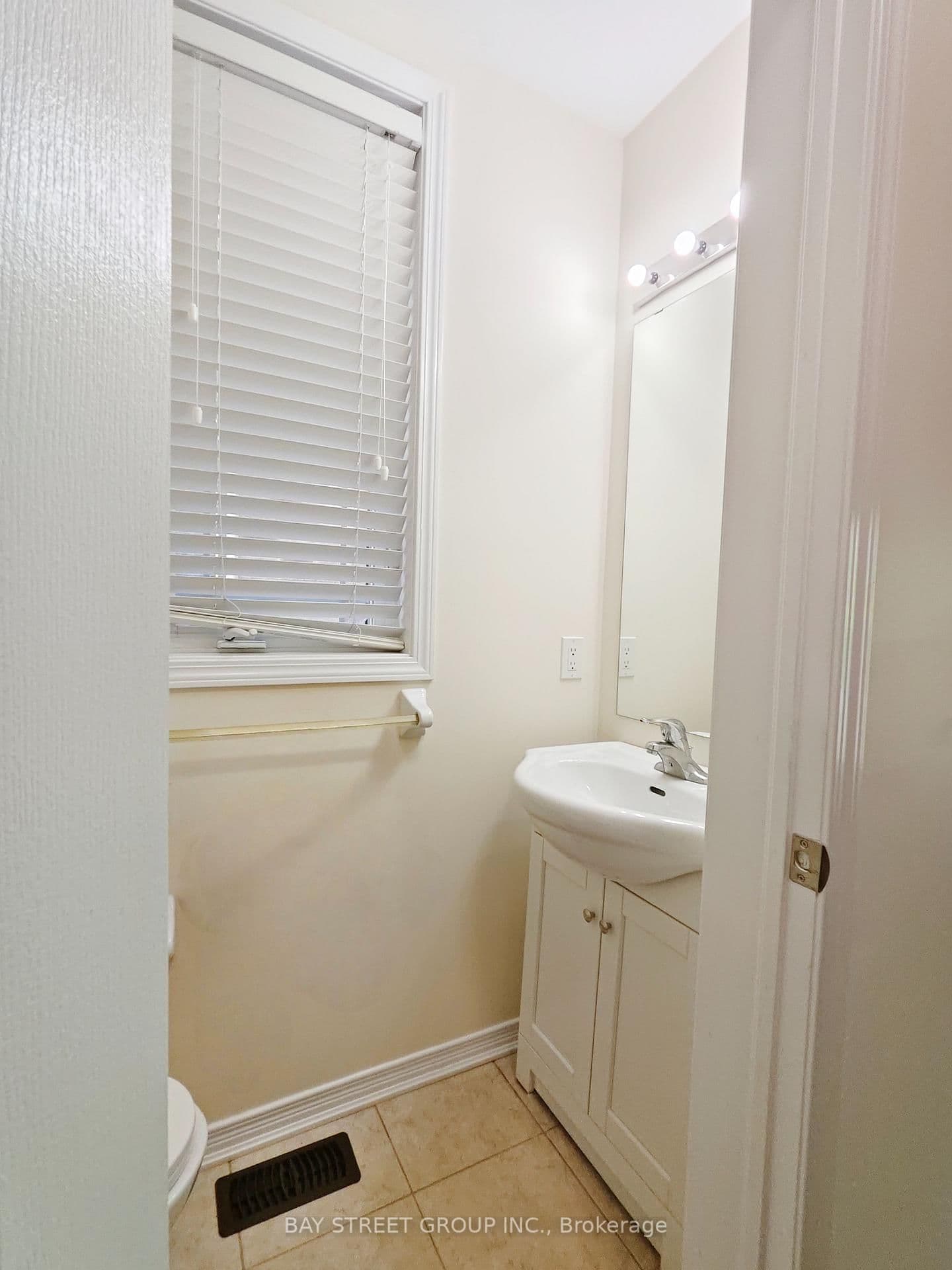 6625 Falconer Drive, Unit 51 thumbnail 16