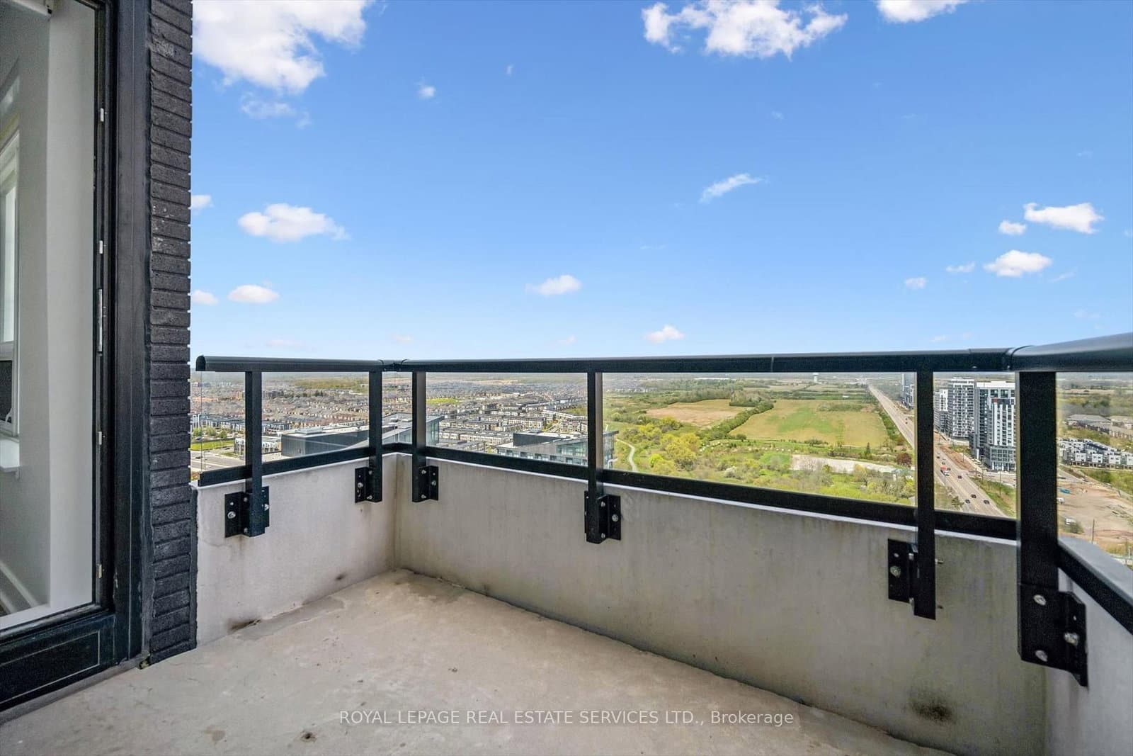 297 Oak Walk Drive, Unit 2506 thumbnail 23