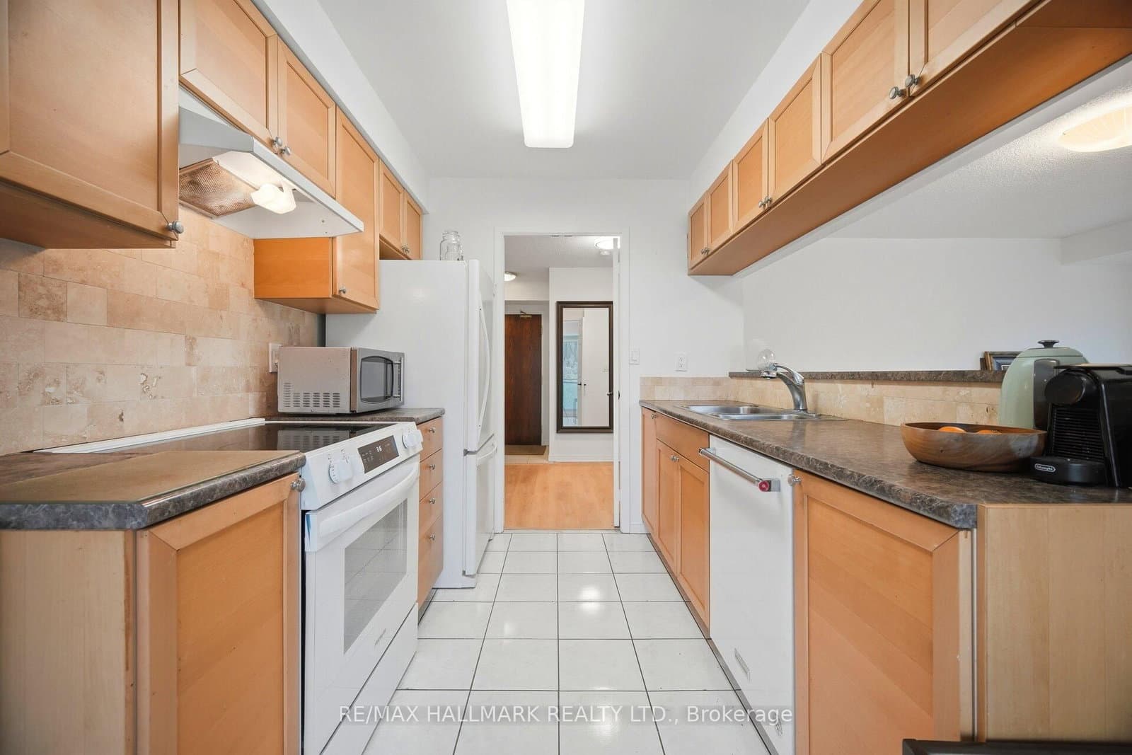 190 Manitoba Street, Unit 209 thumbnail 14