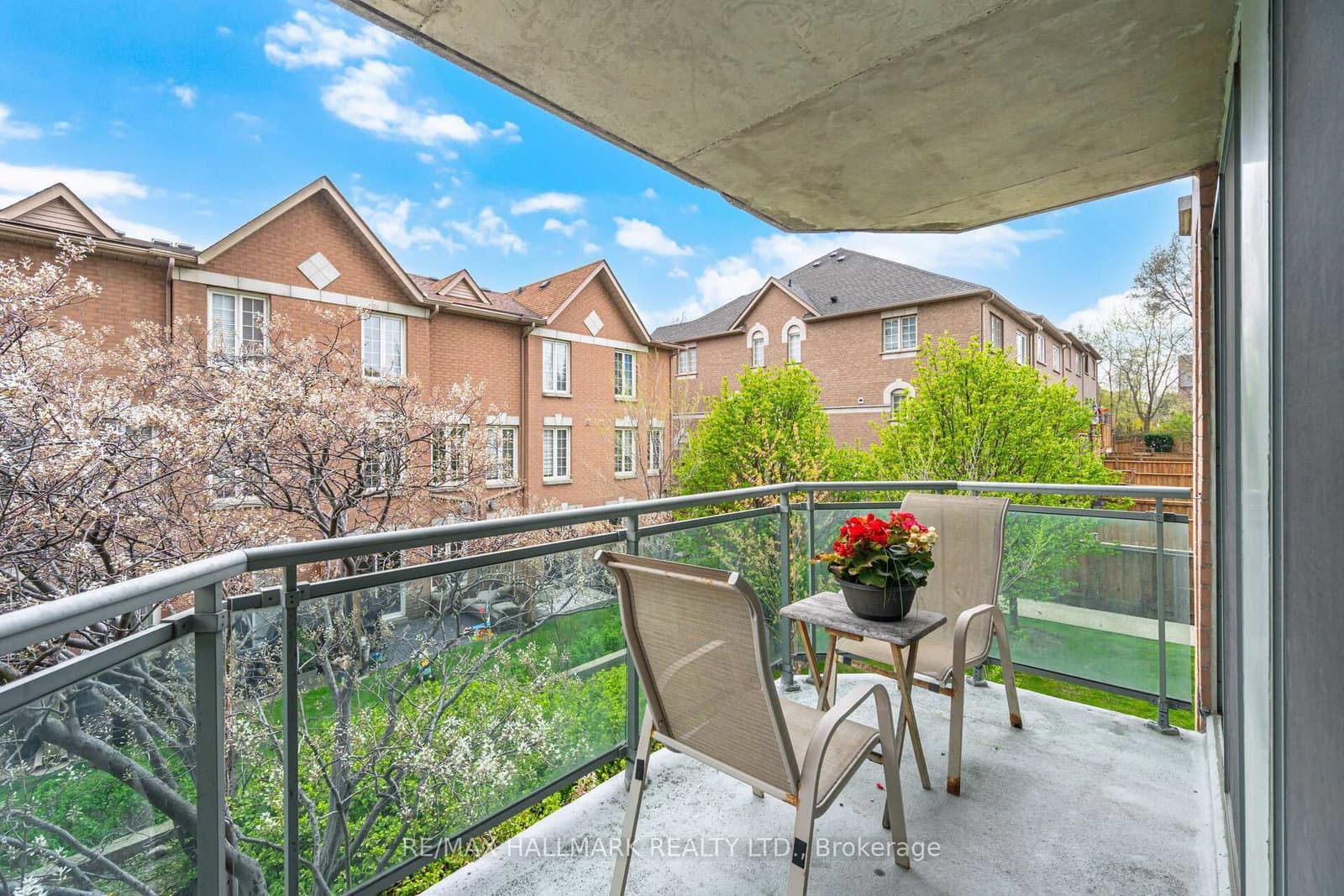 190 Manitoba Street, Unit 209 thumbnail 23